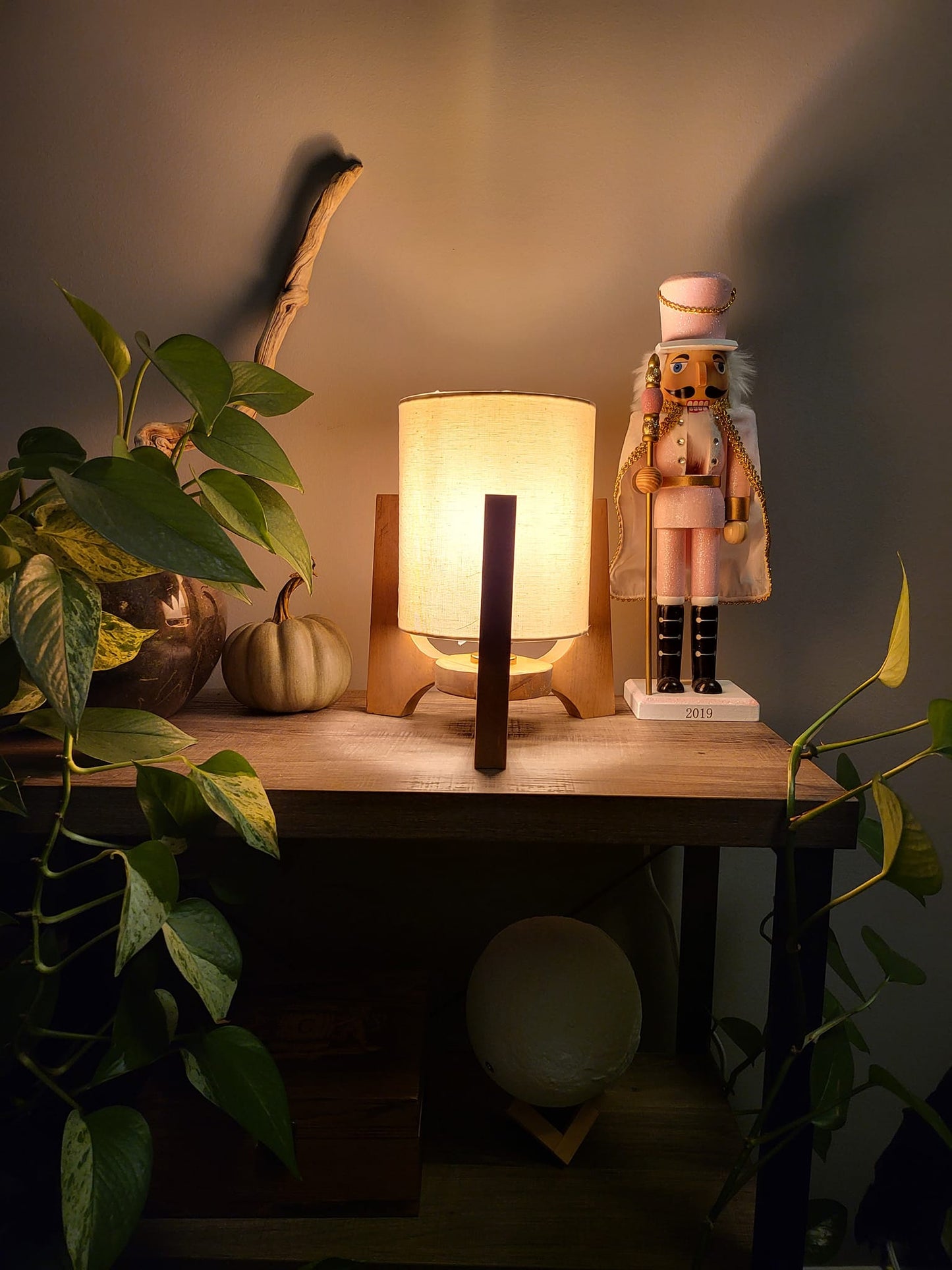 Handcrafted Oak Table Lamp – Locally Sourced, Natural Elegance