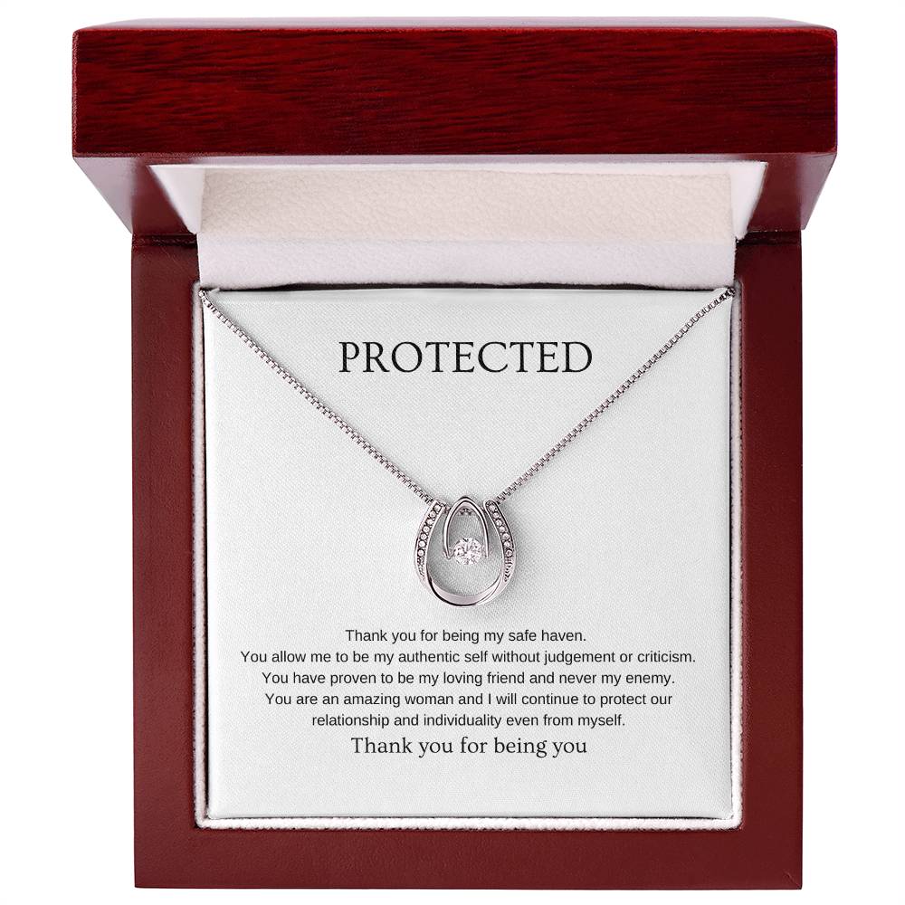 Protected Necklace | Gift for friend, girlfriend, fiancée, wife | Pendant Necklace | Lucky Necklace