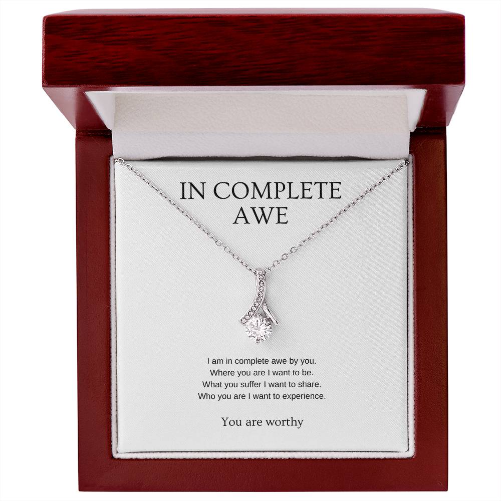 In complete awe - Partner Necklace | Gift for girlfriend, fiancée, wife | Pendant Necklace | Beauty Necklace