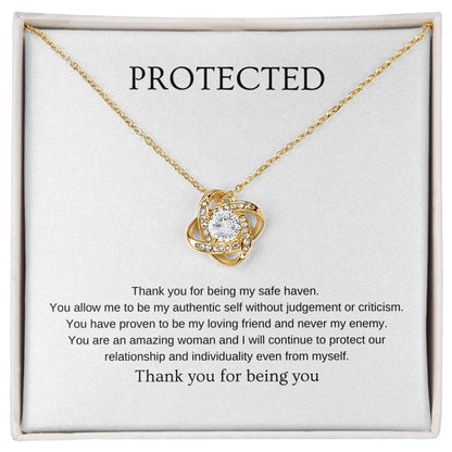 Protected Necklace | Gift for friend, girlfriend, fiancée, wife | Pendant Necklace | Love Knot Necklace