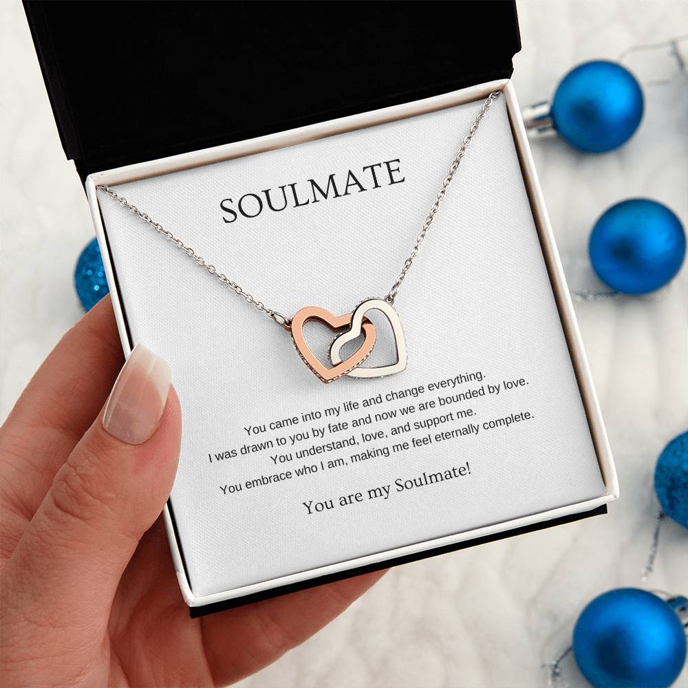 Soulmate - Romantic Necklace | Gift for girlfriend, fiancée, wife | Pendant Necklace | Interlocking Hearts Necklace